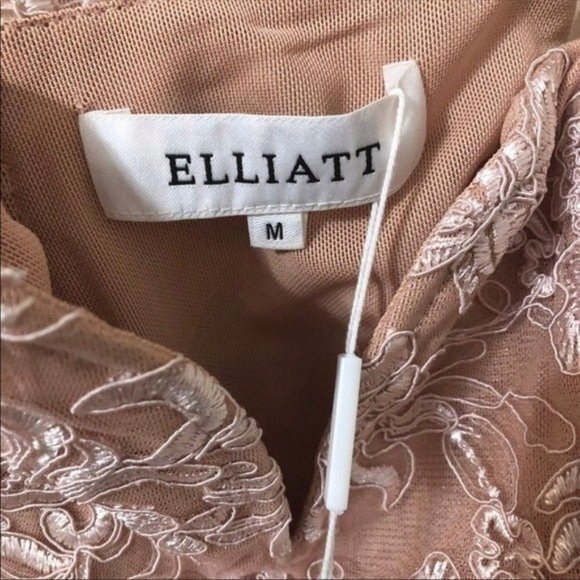 Elliatt Dress Blush Pink Floral Lace Mid - Picture 10 of 12